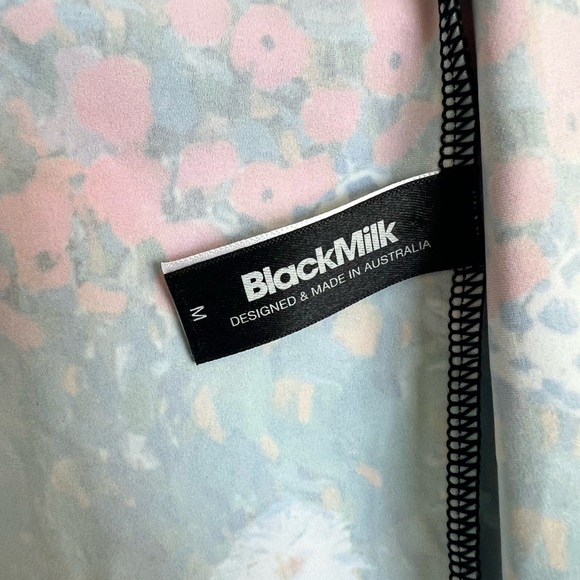 Blackmilk KLIMT COLLAGE SLINKY POCKET SKIRT Size Medium NWOT - Picture 7 of 7